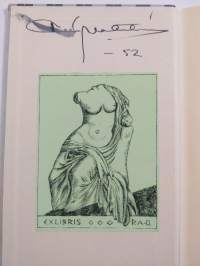 Pilvet : 5-näytöksinen huvinäytelmä