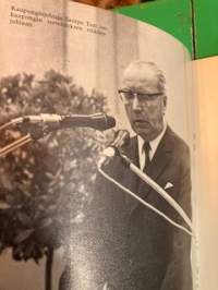 Tampereen Verkatehtaan 175-vuotisjuhlan 16.5.1972 sekä Hankkion tehtaan vihkiäisjuhlan 17.5.1972 puheet.