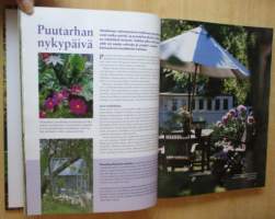 Luonnonmukainen kotipuutarha