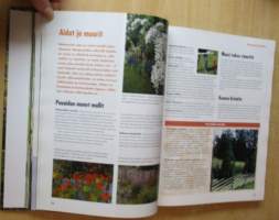 Luonnonmukainen kotipuutarha