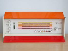 Nordmende Spectra Futura ST - Steroradio, harvinainen designklassikko. Suunnittelija Raymond Loewy