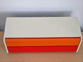 Nordmende Spectra Futura ST - Steroradio, harvinainen designklassikko. Suunnittelija Raymond Loewy