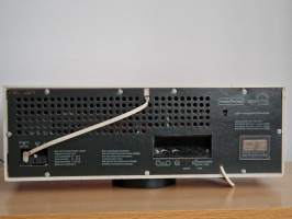 Nordmende Spectra Futura ST - Steroradio, harvinainen designklassikko. Suunnittelija Raymond Loewy