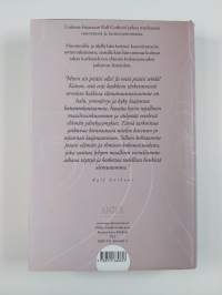 Pyöriikö kuu : 12 yksinpuhelua musikaalisesta elämästä ja yhteyksien etsimisestä