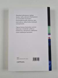 Maailmoja rakentamassa