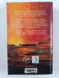 Aurinkosydän : kaikuja paremmista tulevaisuuksista