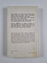 3 etsivää ja varastettu valas