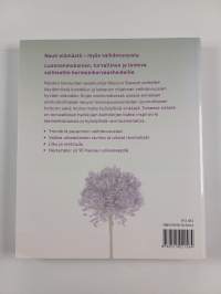 Luonnollinen menopaussi : elä ilman oireita ja herkuttele hyvällä ruoalla
