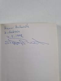 Saariselkä : magneettimäestä matkailukaupungiksi (signeerattu, tekijän omiste)