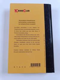 Kuolema väärissä vaatteissa