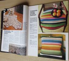 Virkaa 13 - verhoja, tähtiä, pitsejä, liinoja ym.