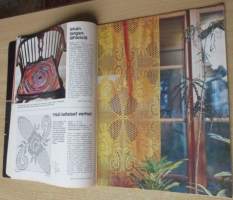 Virkaa 13 - verhoja, tähtiä, pitsejä, liinoja ym.