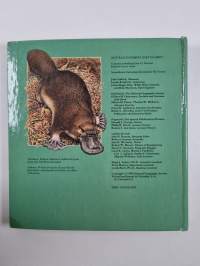 Australian ihmeelliset eläimet : jännittävä toimintakirja