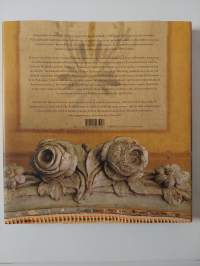 Säätyläiskoti Suomessa : sisustuksia, historiaa ja tapakulttuuria 1700-luvulta