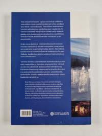 Yhteisöllinen taidekasvatus : performatiivisesti pohjoisen sosiokulttuurisissa ympäristöissä