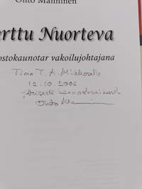 Kerttu Nuorteva : neuvostokaunotar vakoilujohtajana (signeerattu, tekijän omiste)