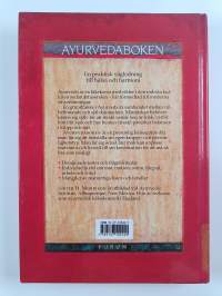 Ayurvedaboken : En praktisk vägledning till hälsa och harmoni
