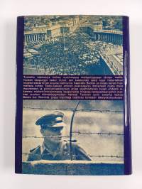 Rooman porteilta Berliinin muurille (signeerattu, tekijän omiste)