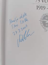 Suomen ilmailuliitto 75 vuotta 1919-1994 (signeerattu, tekijän omiste)