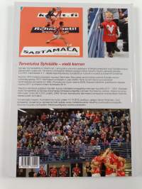 Kohti kultaa : VaLePan matka lentopallon Suomen mestaruuteen 2012