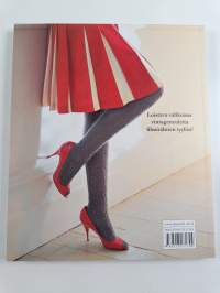 Vintageneuleet : upeita neulemalleja 1930-1950-luvuilta filmitähtien tyyliin