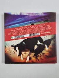 Holga - The World Through a Plastic Lens