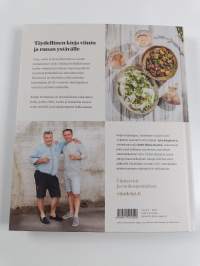 Viini, ruoka ja hyvä elämä. Teemamaa Italia