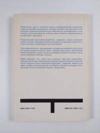 Maailmamme rajat : katsaus maailmanpolitiikan kriittiseen tutkimukseen