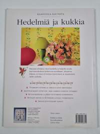 Kaavioilla kaunista : Hedelmiä ja kukkia