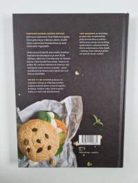 Kiitos hyvää pikaruokaa : helppoja ruokia terveelliseen arkeen