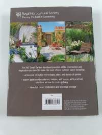 Small Garden Handbook - Making the Most of Your Outdoor Space