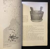 Suomalaiset haarikka-astiat = Die Trinkgefässe vom haarikka-Typ in Finnland