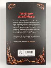 Lightlark : Valonkiuru (syrjävärjätty)