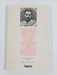 Kauniisti niiaava tytär