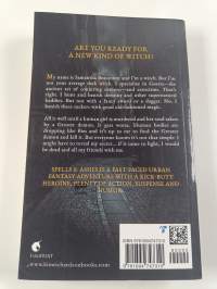 The Dark Files 1-4 : Spells &amp; ashes ; Charms &amp; demons ; Hexes &amp; flames ; Curses &amp; blood