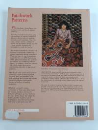 Patchwork patterns : for all crafts that use geometric designquilting, stained glass, mosaics, graphics, needlepoint, jewellery, weaving and woodworking