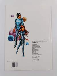 Tuhannen planeetan valtakunta