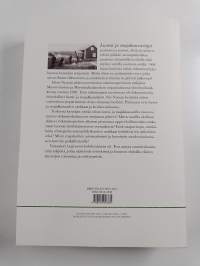 Uloimmalla rannalla : Luotsi- ja majakkamiesperheet asemayhdyskunnissaan