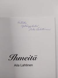 Ihmeitä (signeerattu, tekijän omiste)