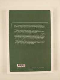 Etulinjan kynämiehet : Suomalaisen sotakirjallisuuden kustantaminen ja ennakkosensuuri kirjojen julkaisutoiminnan sääntelijänä 1939-1944