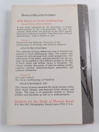 Sweet words : storytelling events in Benin