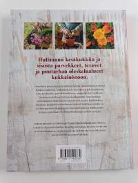 Onnellisen puutarhurin kesäkukat