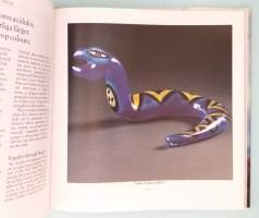 Suecia – luz de la inspiración : Sverige – inspirationens ljus = Sweden – light of inspiration. (Esseet, Ruotsin kulttuuri, Sevilla 1992, disain, Swedish design)