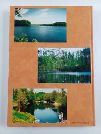 Makkolan kunnailta, Helisevän rannoilta, kertomuksia ja kuvia Makkolan koulupiirin oloista ja asukkaista