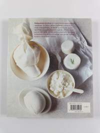 Rakkaudesta juustoon : juustolaadut, sopivat viinit, kattaukset, reseptit