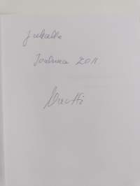 Väläyksiä elämästäni : niin kuin minä ne muistan (signeerattu)
