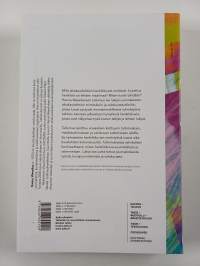 Suunniteltu kuva : Henkilövalokuvien rakentaminen aikakauslehdessä