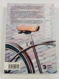 Miehistä puhetta : miehet, ikääntyminen ja vanhenemisen kulttuuriset mallit