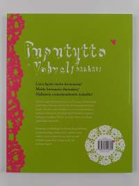 Puputyttö ja Vohvelisankari : vegaanin herkkukirja