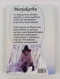 Unelmissa marjakarhu : Kustus seikkailee (signeerattu, tekijän omiste)